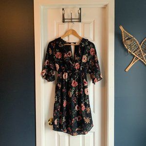 Floral Dress with peak-a-boo shoulders. Size Small